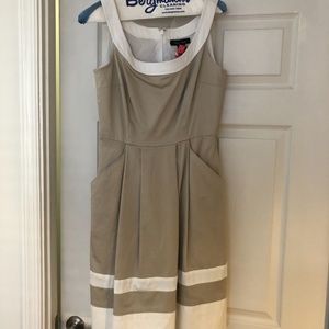 White House Black Market tan & white dress size 4